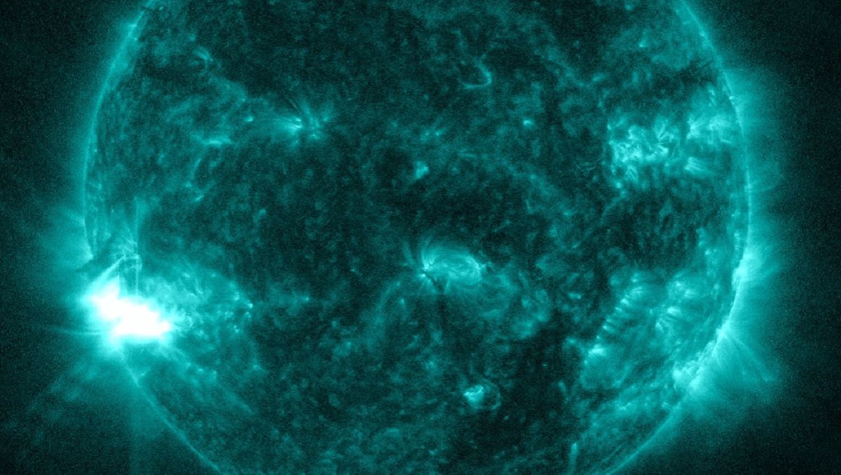 Вспышка на Солнце Вспышка на Солнце