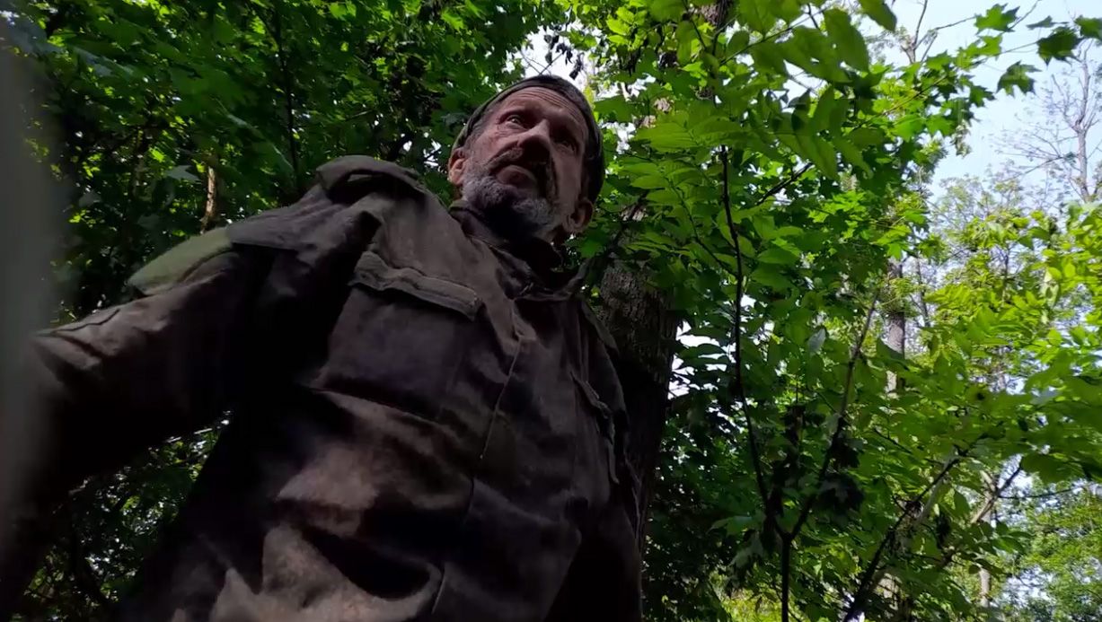 Азовці видали себе за розвідку росіян ВДВ Азовці видали себе за розвідку росіян ВДВ