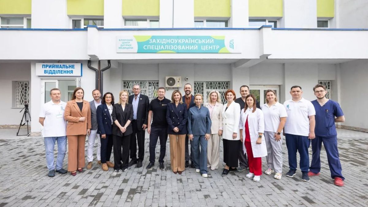 Олена Зеленська відвідала лікарню у Львові Олена Зеленська відвідала лікарню у Львові