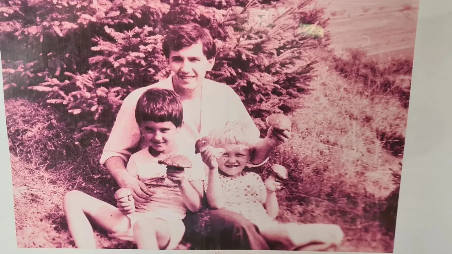 Назарій і Дмитро Яремчуки з батьком Назарій і Дмитро Яремчуки з батьком