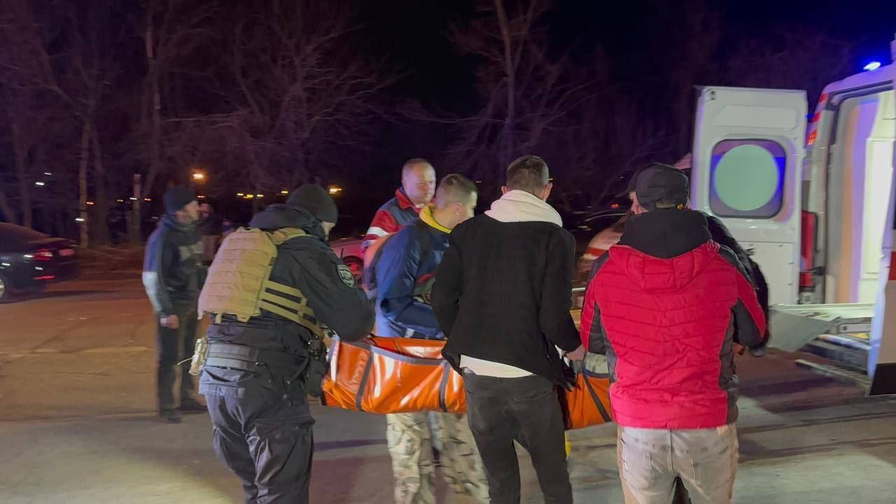 Удар по жилому сектору Кривого Рога 21 сентября 2024 года: среди жертв ребенок, под завалами могут быть люди Удар по жилому сектору Кривого Рога 21 сентября 2024 года: среди жертв ребенок, под завалами могут быть люди