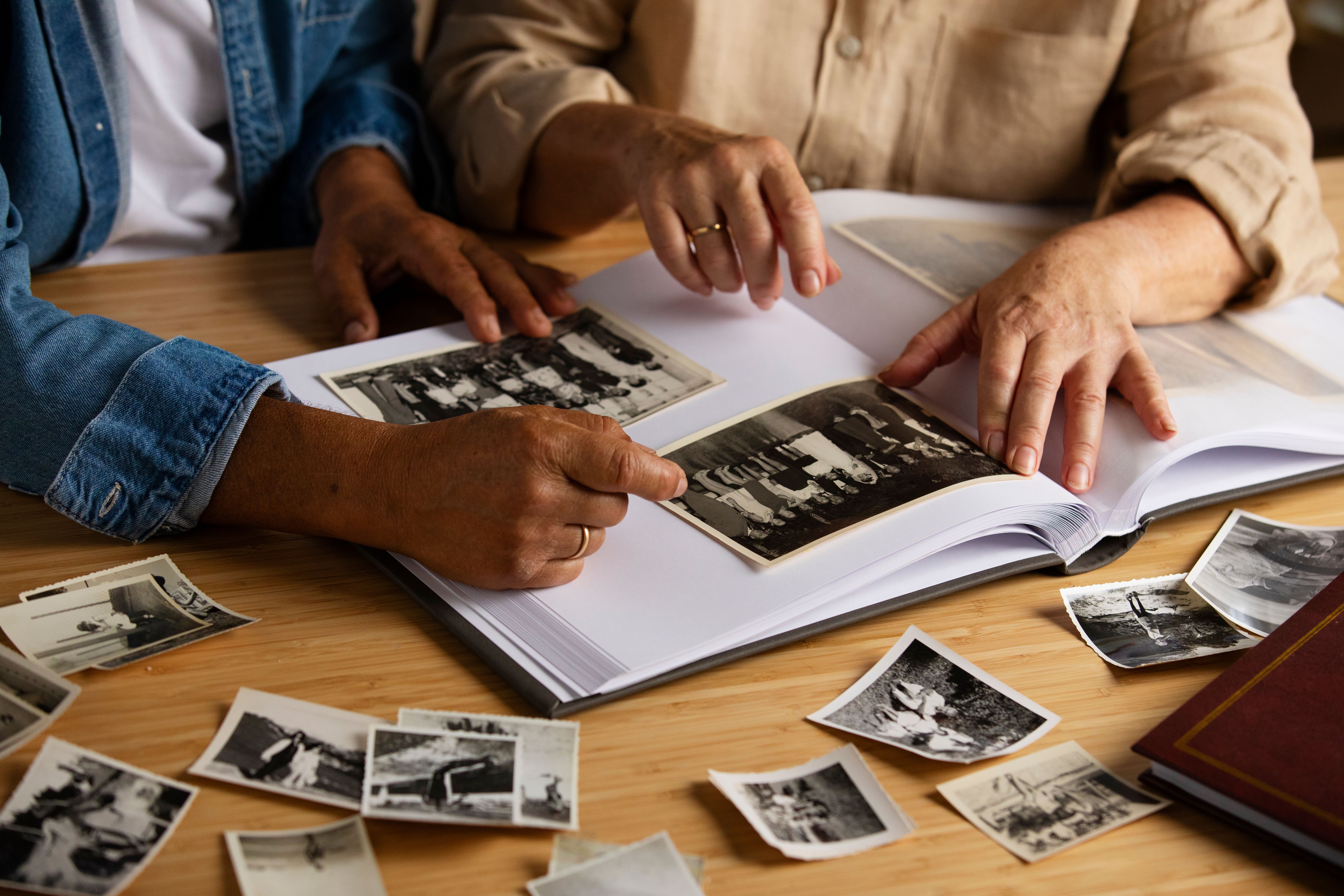 Хранить семейные фото можно разными способами Хранить семейные фото можно разными способами