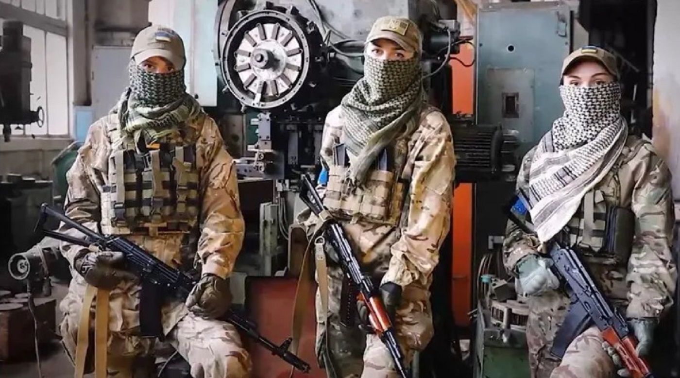 Скільки жінок служать у ЗСУ Скільки жінок служать у ЗСУ