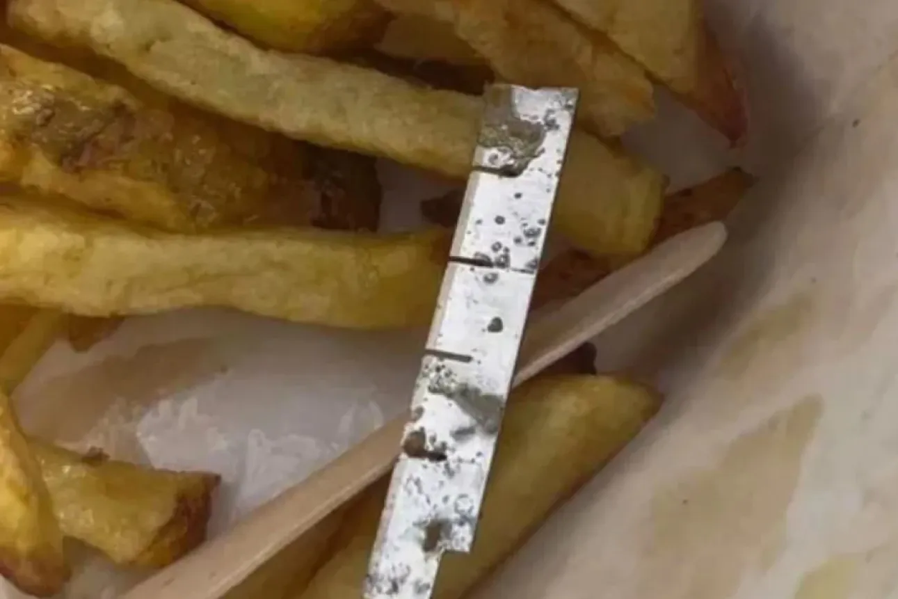 Что женщина нашла в упаковке картофеля фри Что женщина нашла в упаковке картофеля фри