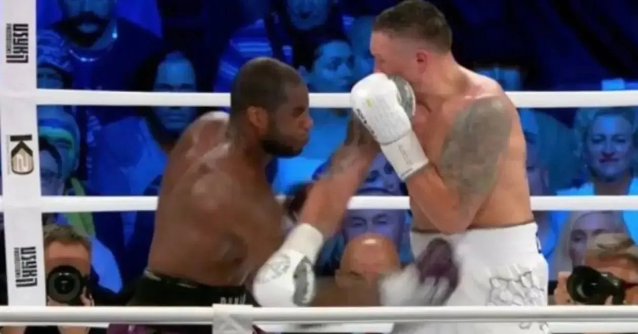 Удар Дюбуа нижче пояса Удар Дюбуа нижче пояса