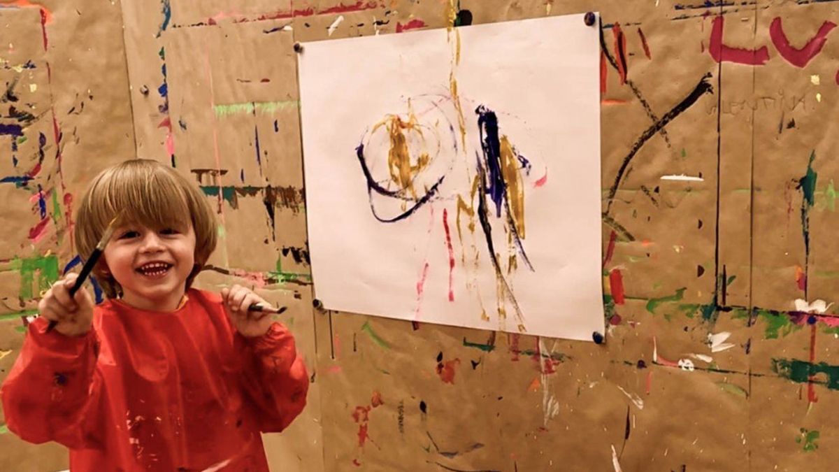 У Німеччині 3-річний хлопчик продає свої картини за сотні тисяч євро У Німеччині 3-річний хлопчик продає свої картини за сотні тисяч євро