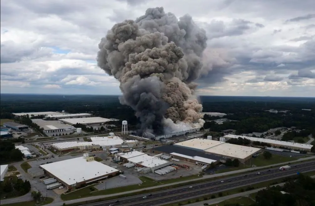 пожар в США на заводе BioLab 29 сентября 2024 года пожар в США на заводе BioLab 29 сентября 2024 года