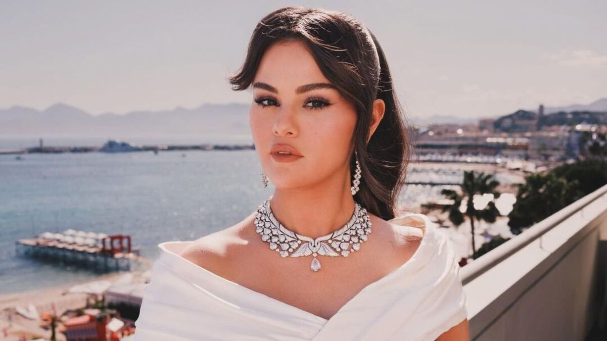 Селені Гомес вдалося зробити свою кухню неймовірно затишною Селені Гомес вдалося зробити свою кухню неймовірно затишною