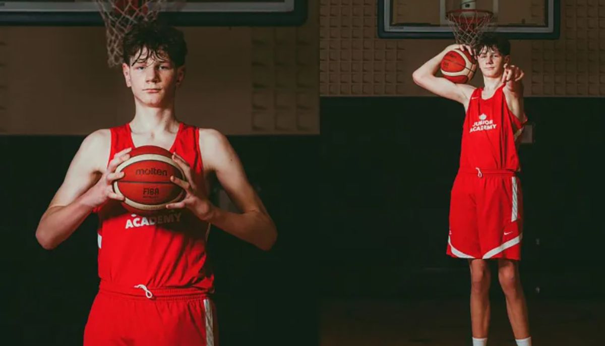 Школяр з Канади готується встановити світовий рекорд за найбільший зріст Школяр з Канади готується встановити світовий рекорд за найбільший зріст