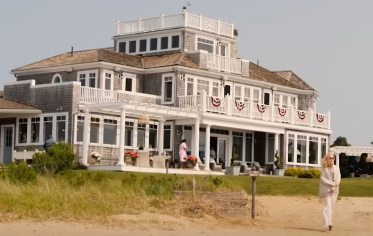 Дом из сериала имеет роскошный вид Дом из сериала имеет роскошный вид