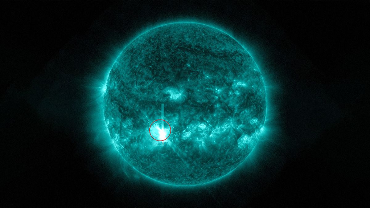 Большая солнечная вспышка может вызвать магнитные бури 3 и 4 октября 2024 года