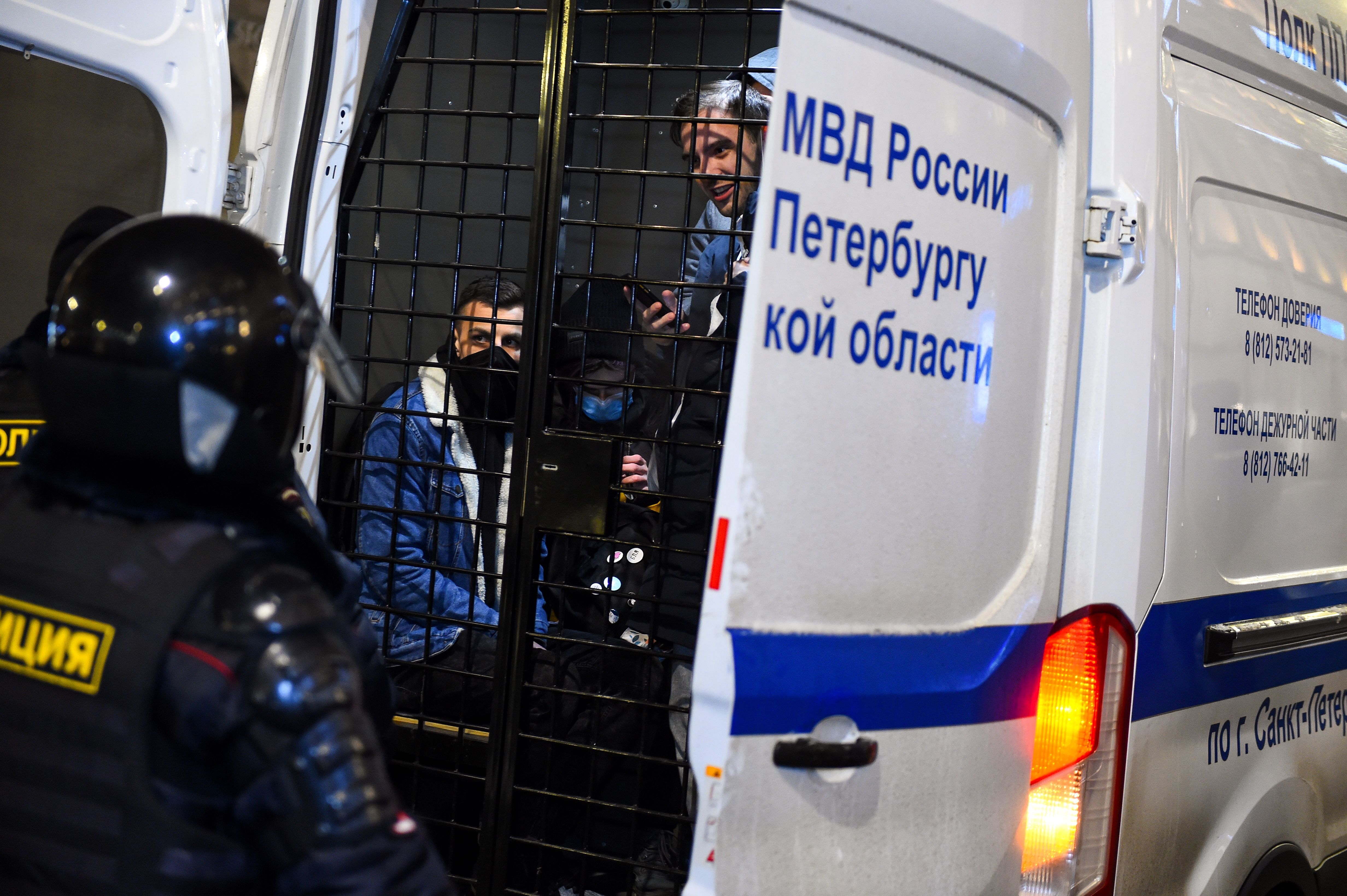 Из СИЗО на фронт - Путин подписал законопроект о мобилизации подсудимых - 24 Канал Из СИЗО на фронт - Путин подписал законопроект о мобилизации подсудимых - 24 Канал