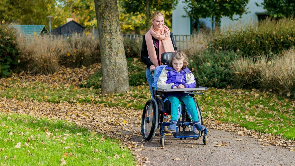 Пенсии детям с инвалидностью Пенсии детям с инвалидностью