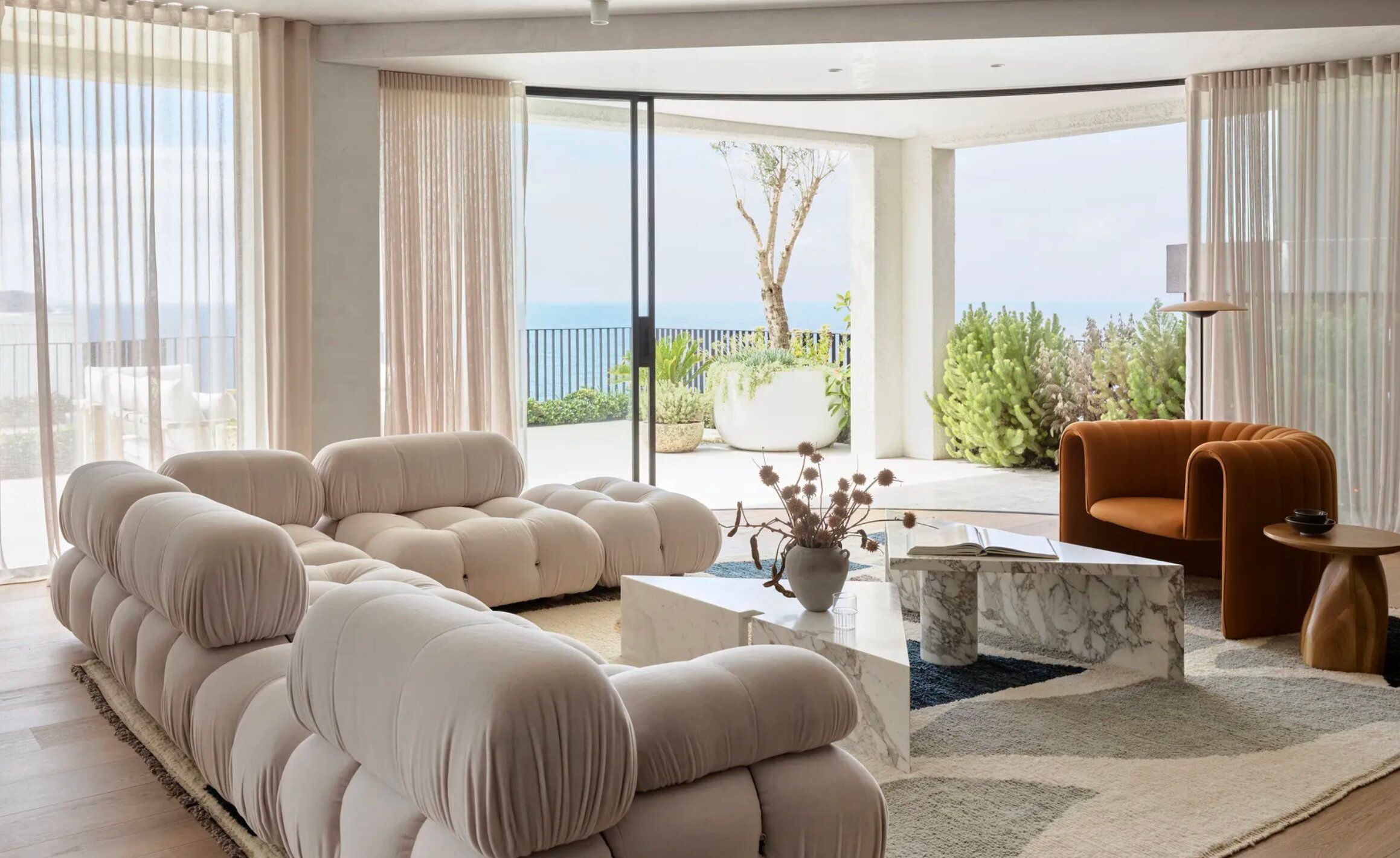 Дизайн інтер'єру у стилі хюґе - як дотриматися його вдома Дизайн інтер'єру у стилі хюґе - як дотриматися його вдома