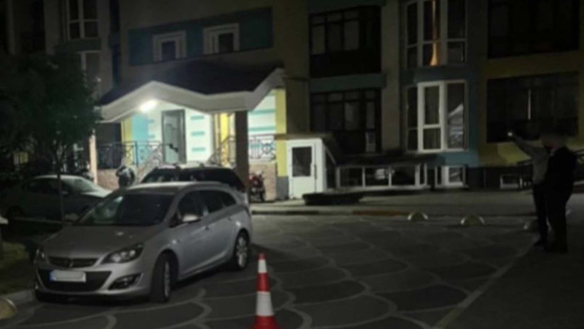 В городе Ирпень охранник получил огнестрельное ранение, пытаясь решить конфликт между соседями В городе Ирпень охранник получил огнестрельное ранение, пытаясь решить конфликт между соседями