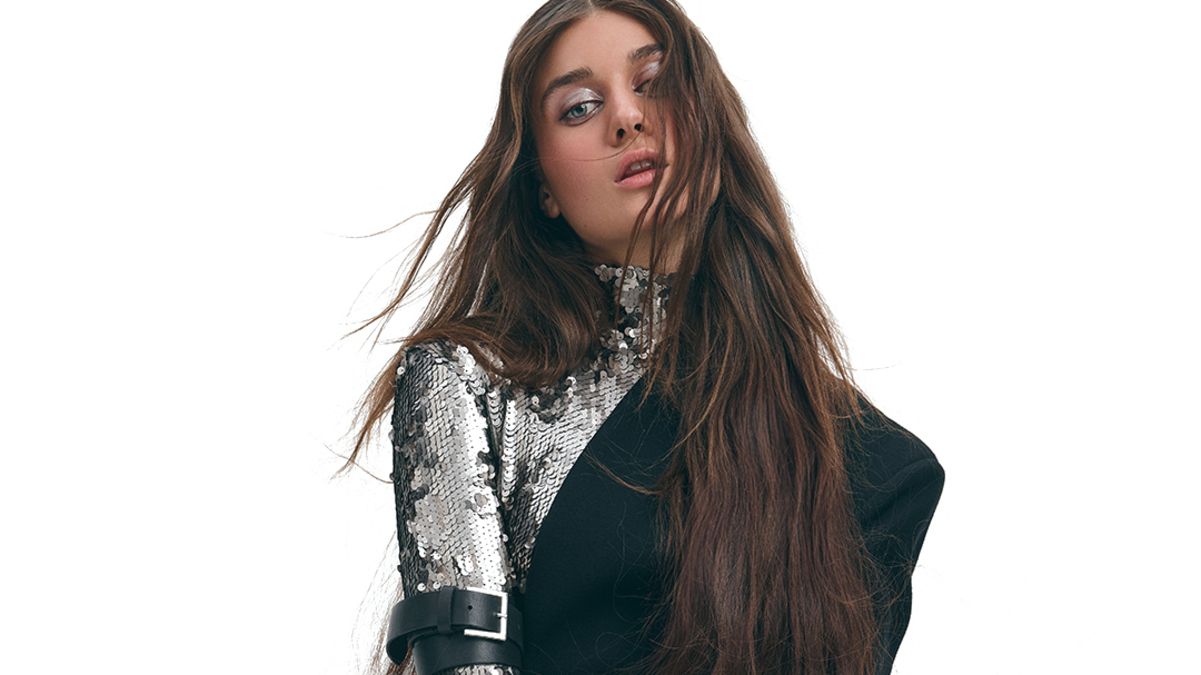 Jerry Heil появилась на обложке индийского журнала Hi Celeb - фото - Show24 Jerry Heil появилась на обложке индийского журнала Hi Celeb - фото - Show24