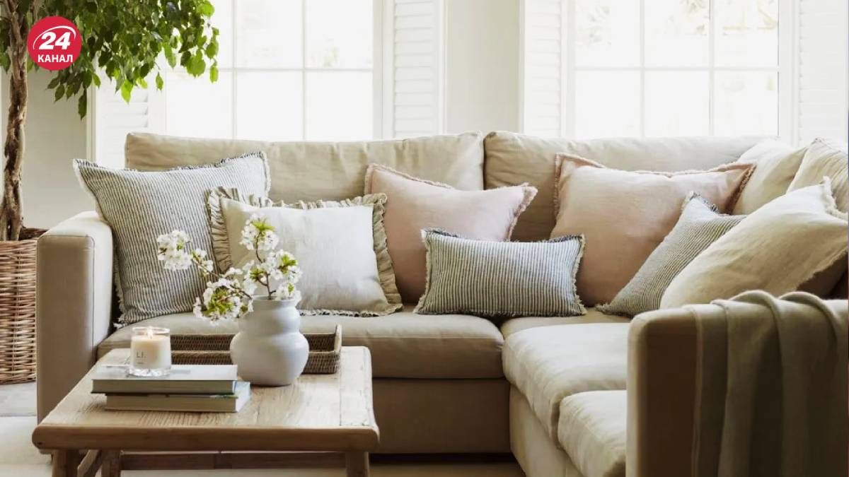 Дизайнери назвали 5 предметів меблів, які треба забрати з вітальні Дизайнери назвали 5 предметів меблів, які треба забрати з вітальні