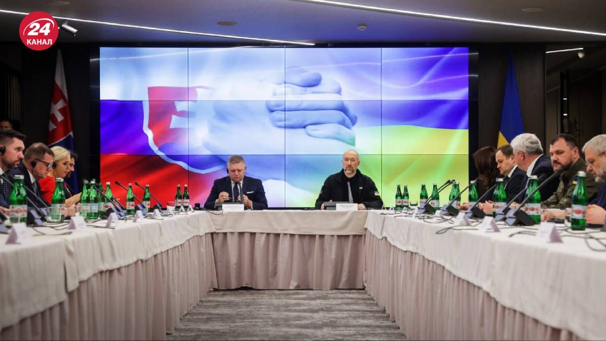 В Ужгороді відбулися другі міжурядові консультації зі Словаччиною В Ужгороді відбулися другі міжурядові консультації зі Словаччиною