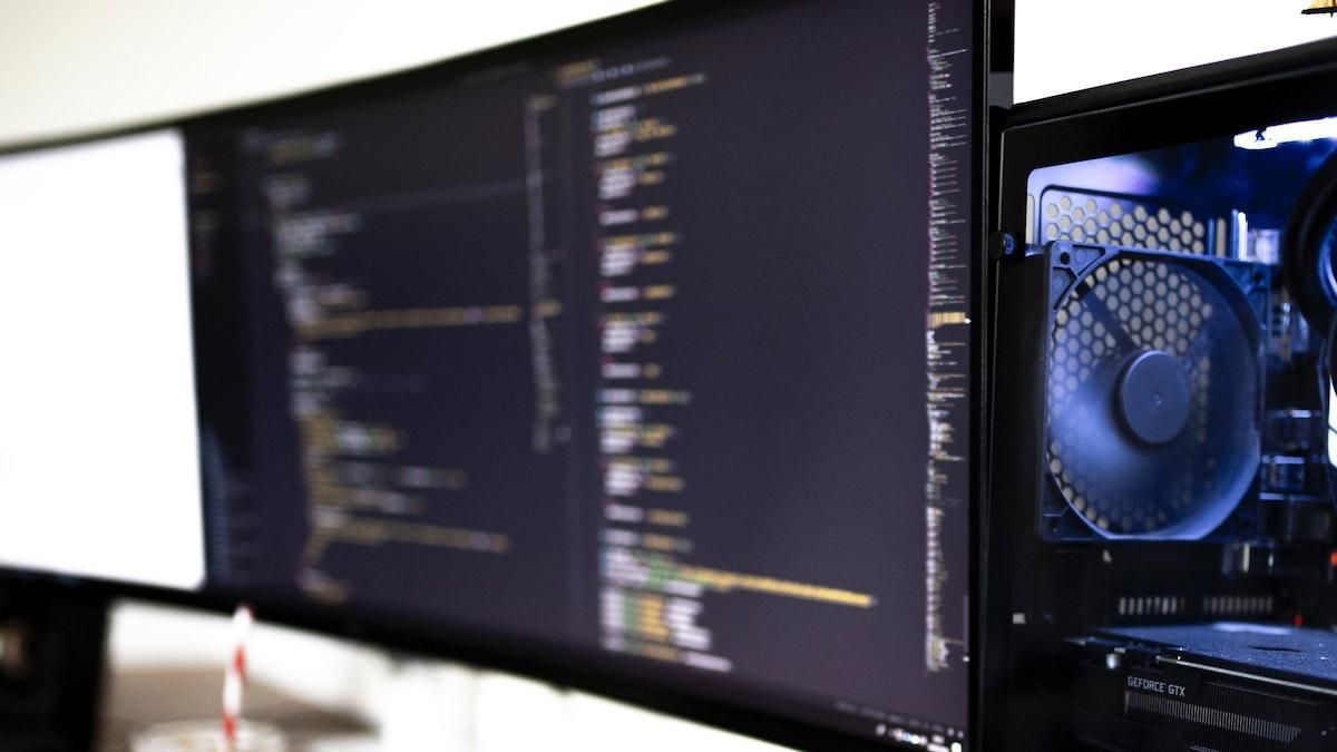 У Росії заявили про "безпрецедентну" кібератаку на медіа У Росії заявили про "безпрецедентну" кібератаку на медіа