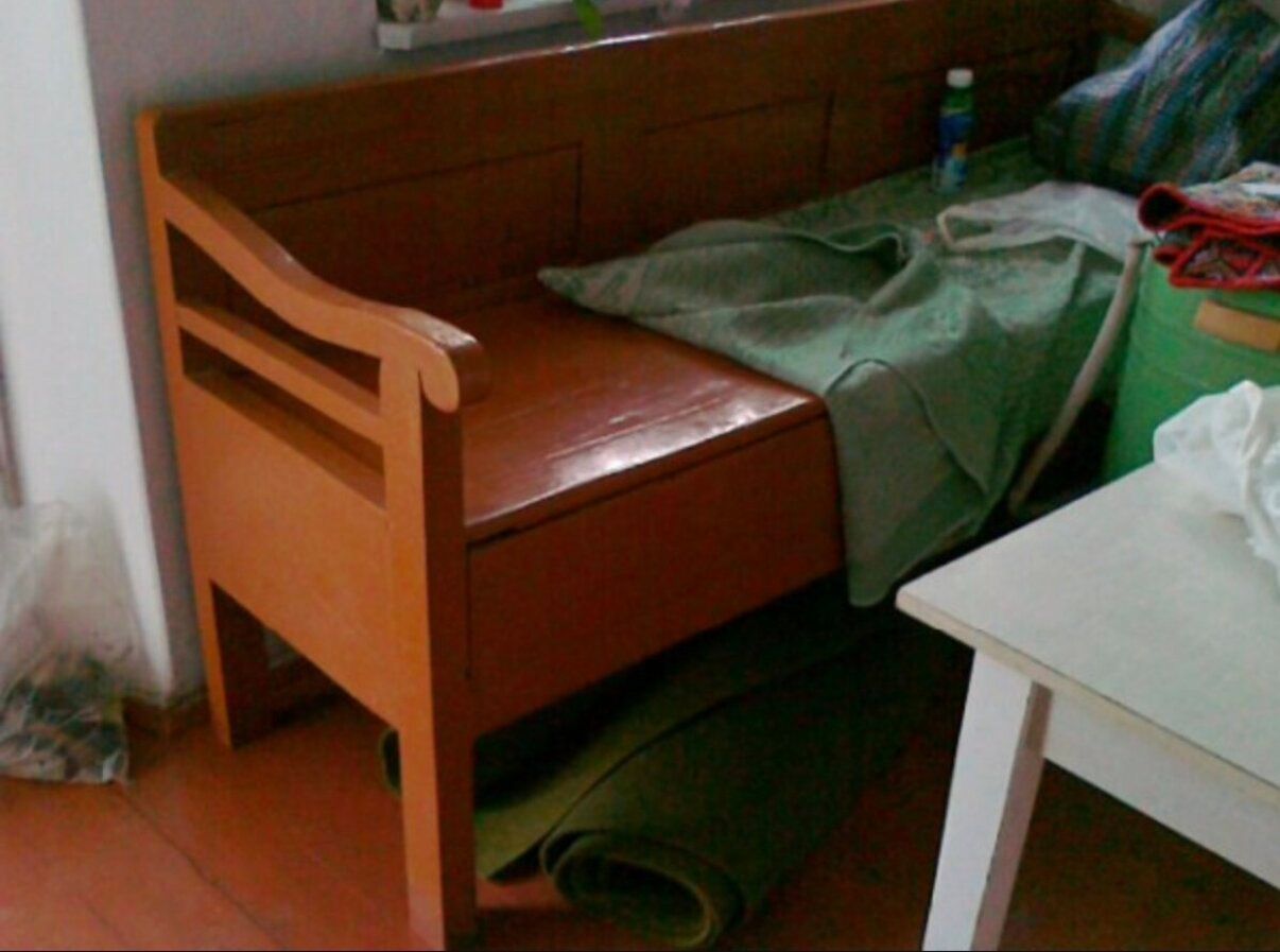 Бамбетель - для чого на Галичині використовували цю лавку-ліжко Бамбетель - для чого на Галичині використовували цю лавку-ліжко