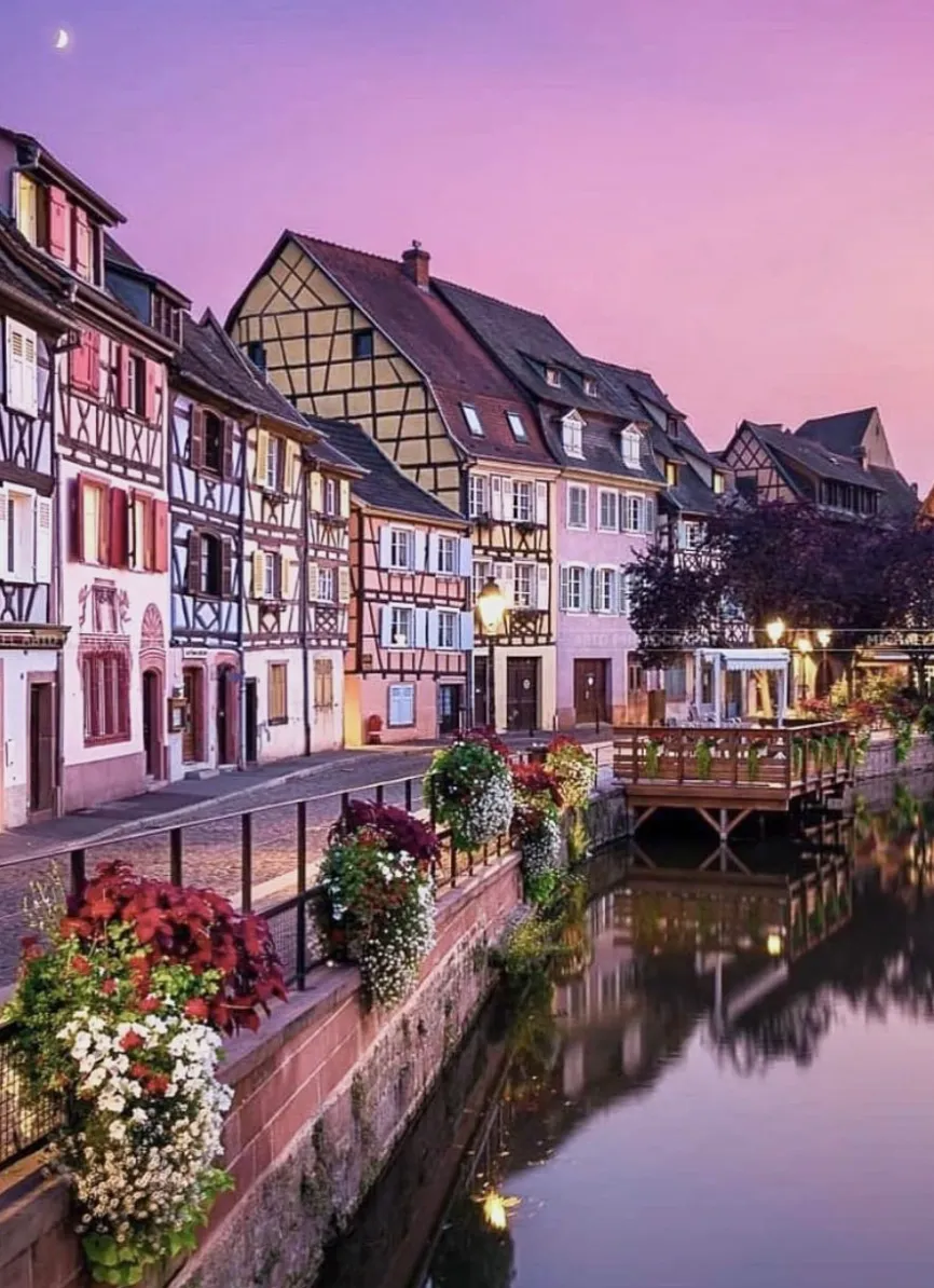 Квартал де ла Крутенау (маленька Венеція) Квартал де ла Крутенау (маленька Венеція)