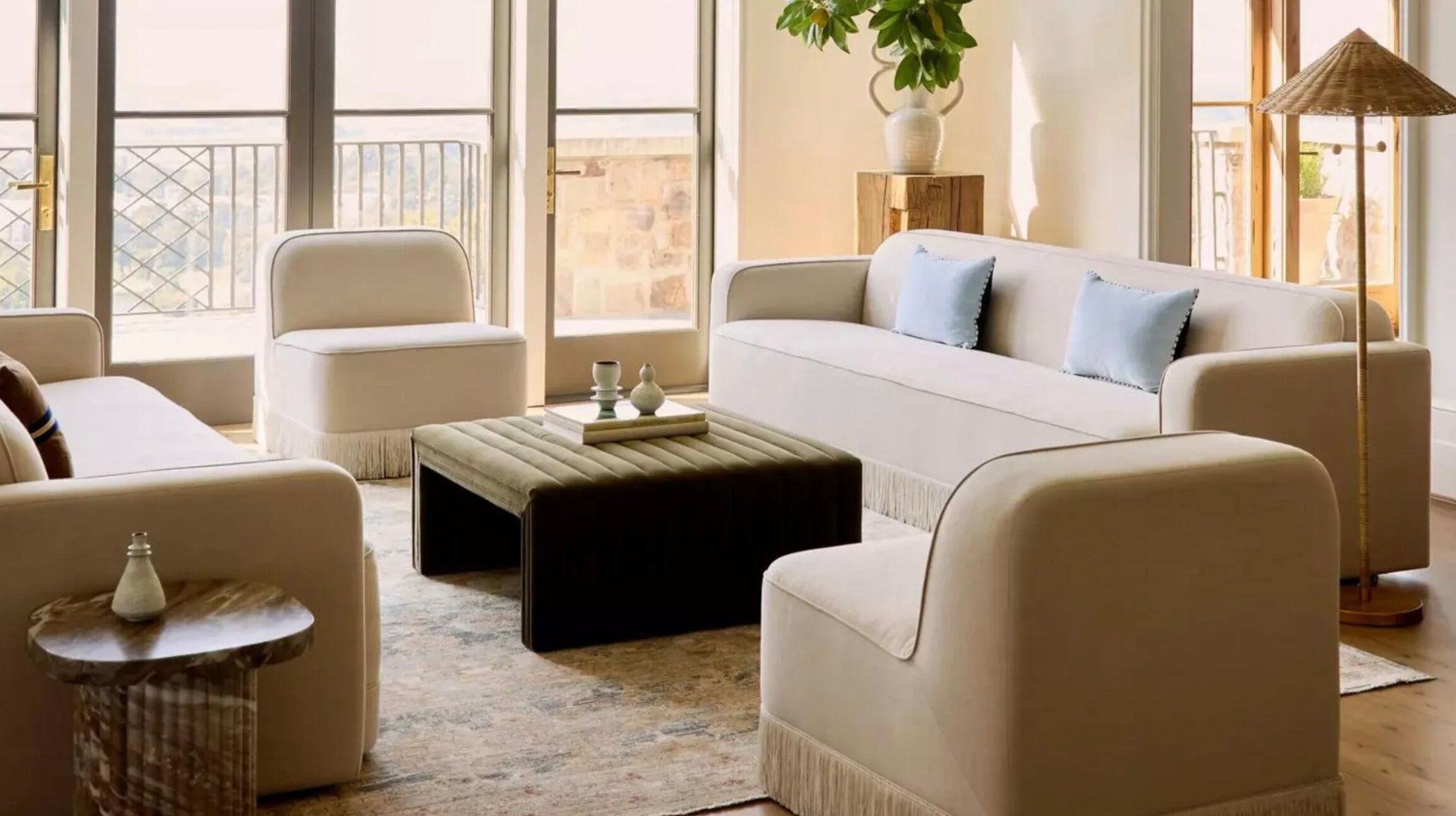 Бахрома снова в тренде - как использовать ее в интерьере Бахрома снова в тренде - как использовать ее в интерьере