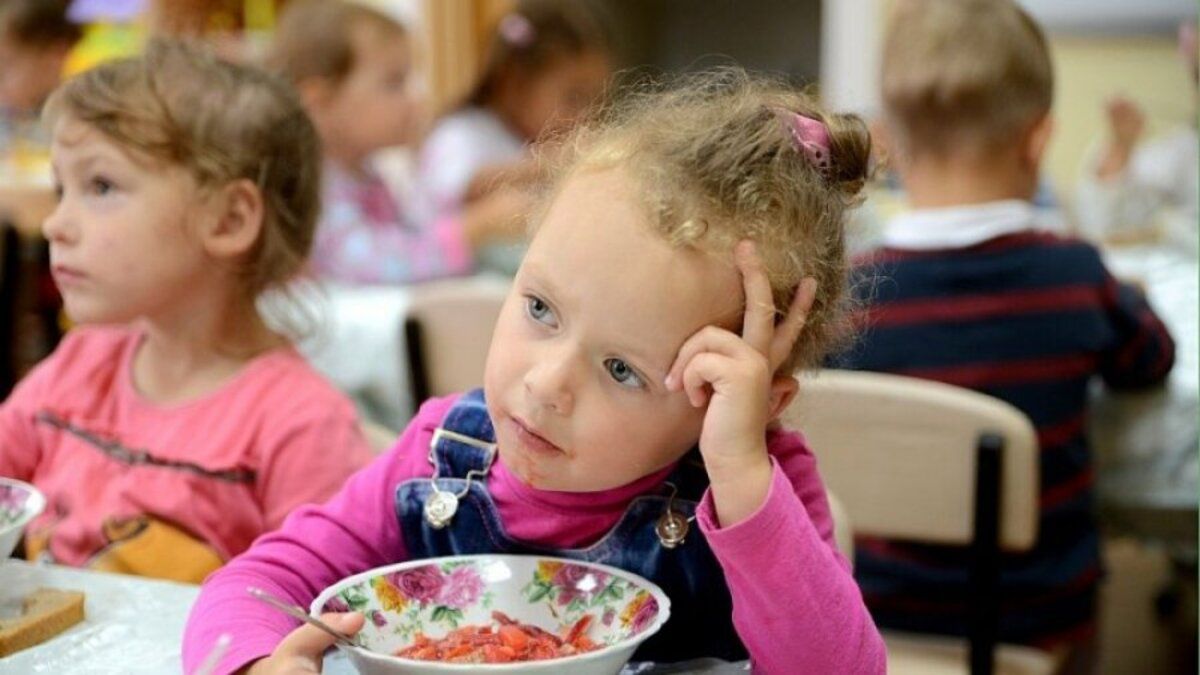 Харчування у школах 2024 - скільки разів зможуть учні 1-4 класів поїсти у школі Харчування у школах 2024 - скільки разів зможуть учні 1-4 класів поїсти у школі