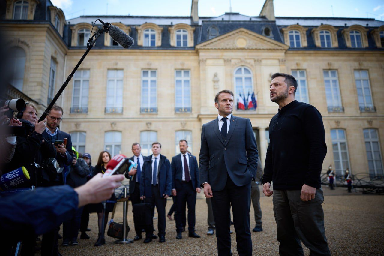 Зеленський розповів про ситуацію на Сході Зеленський розповів про ситуацію на Сході