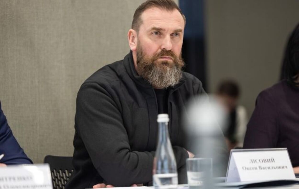 Українська мова у школах - чи підтримує Міносвіти заборону спілкування російською Українська мова у школах - чи підтримує Міносвіти заборону спілкування російською