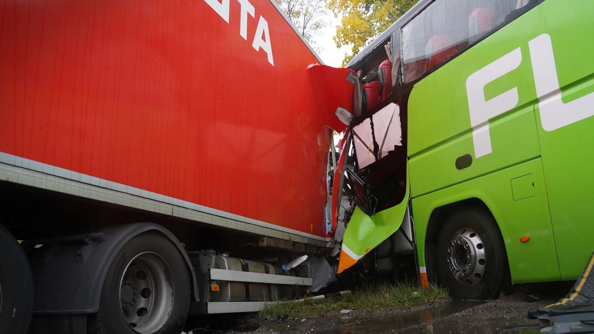 Поліцейські встановили попередню причину ДТП на Львівщині