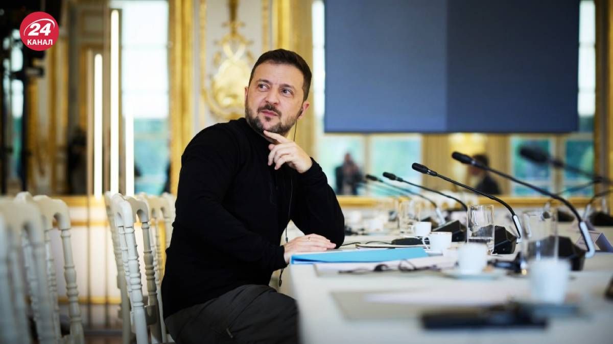 Зеленський прибув на один із вітчизняних оборонних заводів Зеленський прибув на один із вітчизняних оборонних заводів