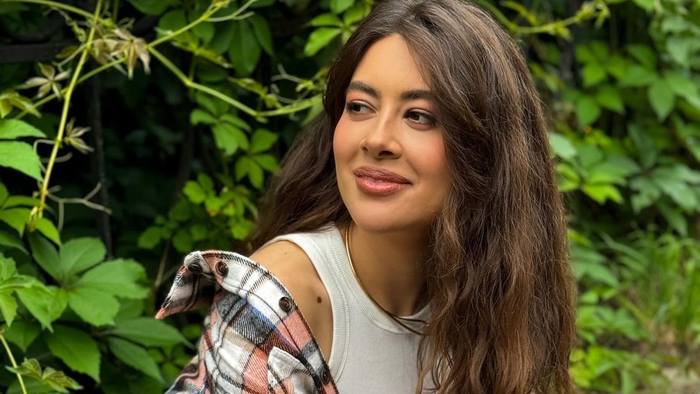 Раміна Есхакзай Раміна Есхакзай