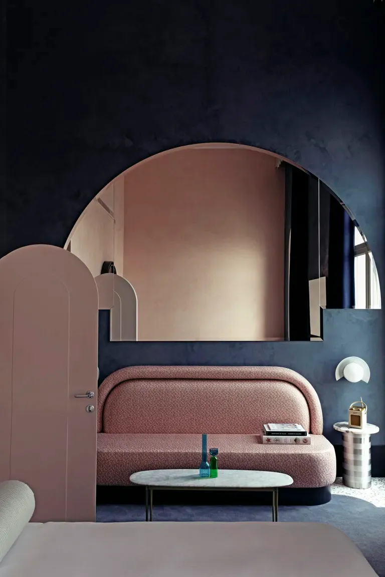 Недвижимость Современная спальня Темно-синий и розовый цвета Современная спальня Темно-синий и розовый цвета Недвижимость Современная спальня Темно-синий и розовый цвета Современная спальня Темно-синий и розовый цвета