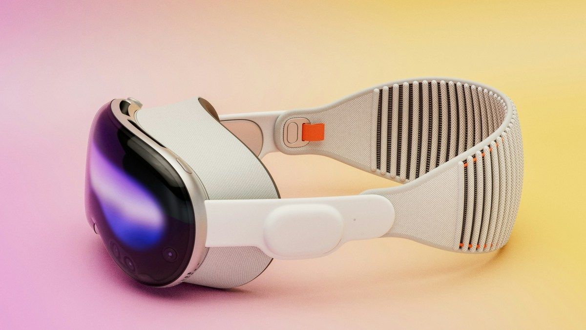 Коли вийде дешевша гарнітура Apple Vision і скільки вона буде коштувати Коли вийде дешевша гарнітура Apple Vision і скільки вона буде коштувати