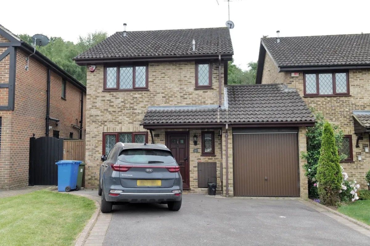 В доме сейчас живут реальные люди В доме сейчас живут реальные люди