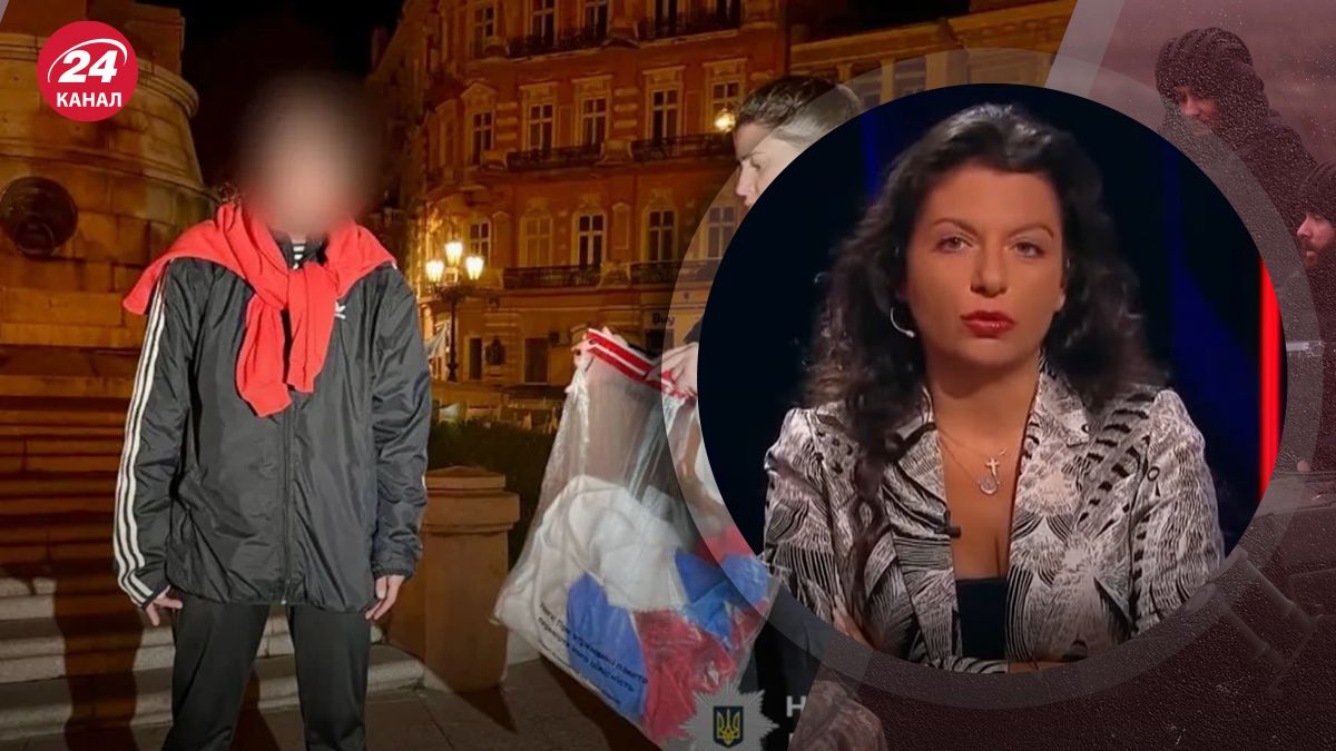 Женщина хотела повесить флаг России в Одессе – пропагандисты подхватили скандал - 24 Канал Женщина хотела повесить флаг России в Одессе – пропагандисты подхватили скандал - 24 Канал