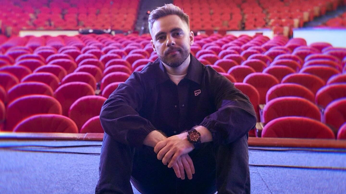 Антон Тимошенко Антон Тимошенко