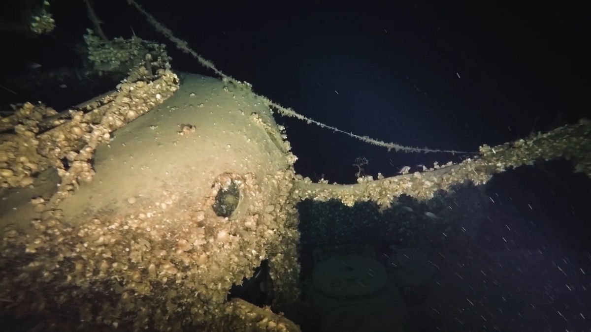 Затонулий підводний човен виявлено біля грецького острова Затонулий підводний човен виявлено біля грецького острова