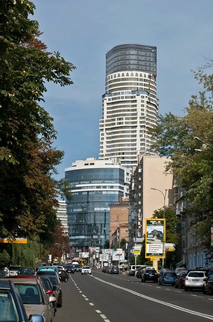 Нервхомість Хмарочос Київ Carnegie Center + Tower