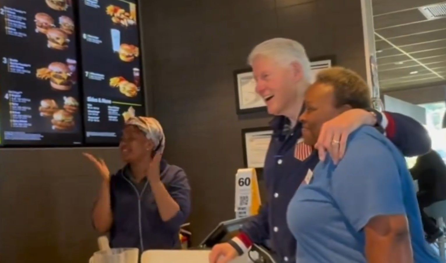 Білла Клінтона не впізнали у McDonald's Білла Клінтона не впізнали у McDonald's