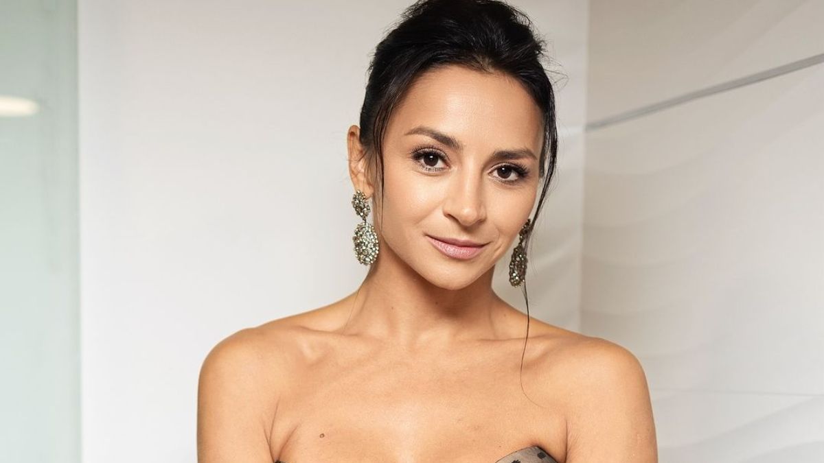 Илона Гвоздева Илона Гвоздева