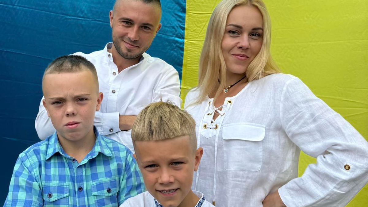 Тарас Тополя с женой и детьми Тарас Тополя с женой и детьми