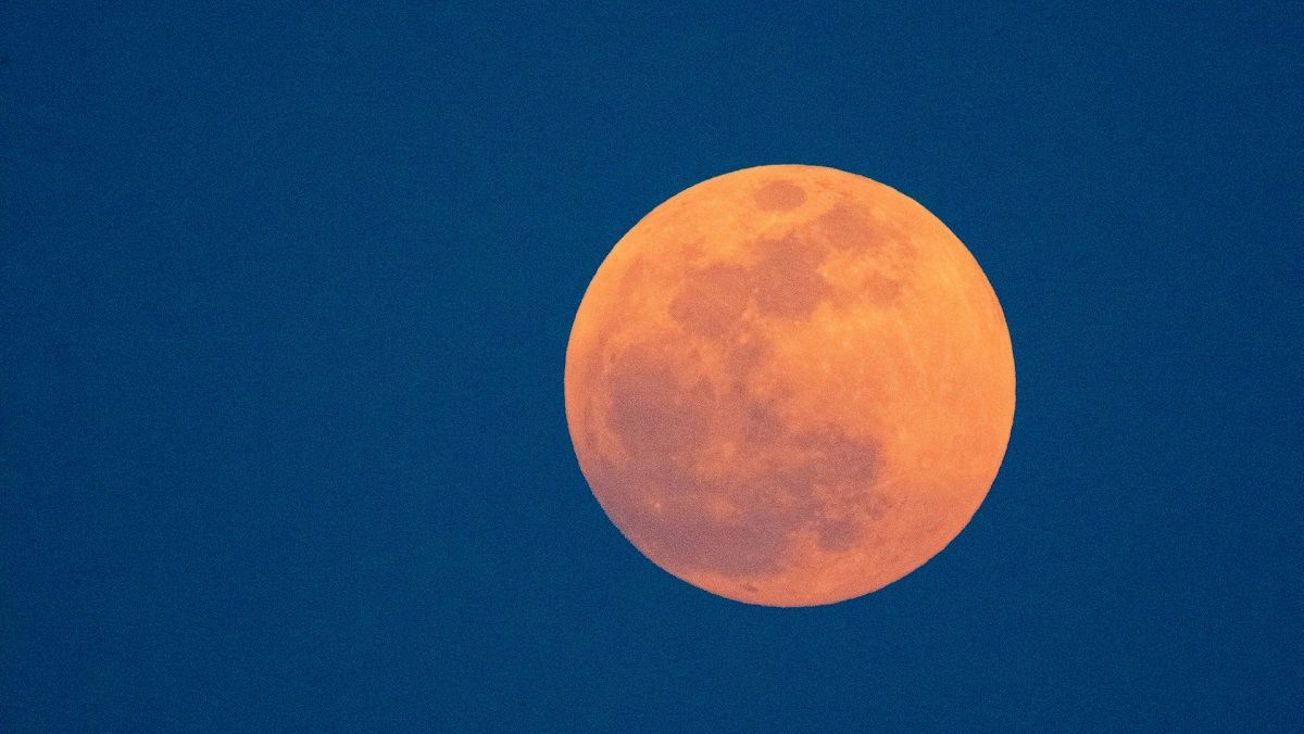 Супермісяць у жовтні 2024 року Супермісяць у жовтні 2024 року