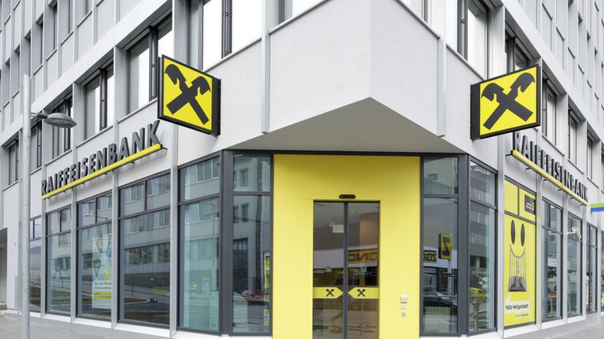 Россия мешает продаже банков Россия мешает продаже банков