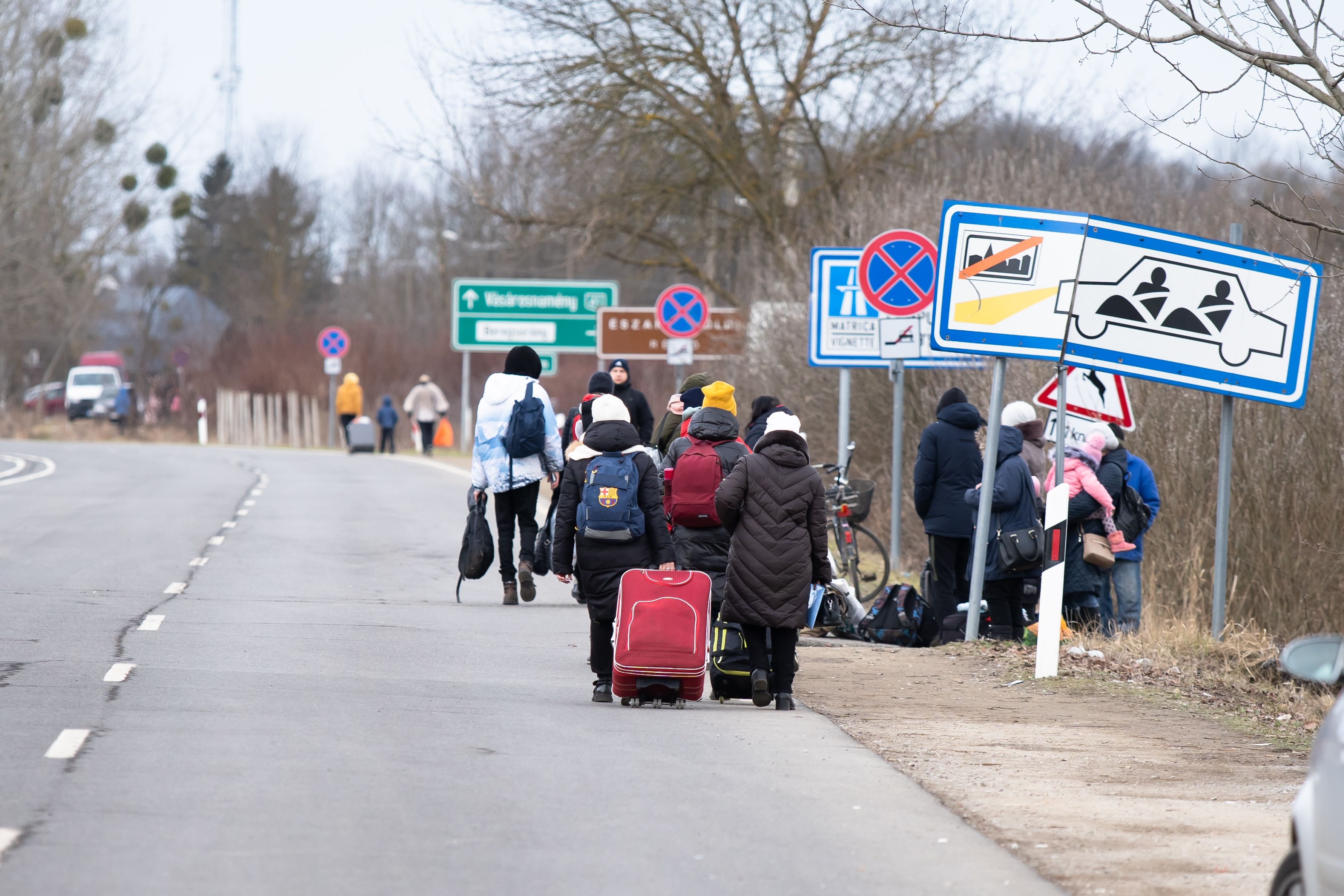 Скільки біженців не планують повертатися в Україну