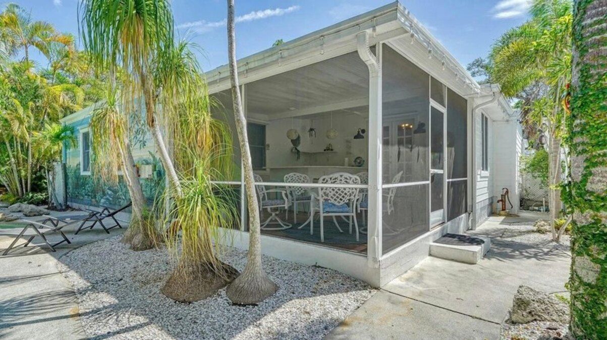 Чудовий будинок, який оцінили в 1,45 мільйона доларів продають за копійки - Нерухомість Чудовий будинок, який оцінили в 1,45 мільйона доларів продають за копійки - Нерухомість