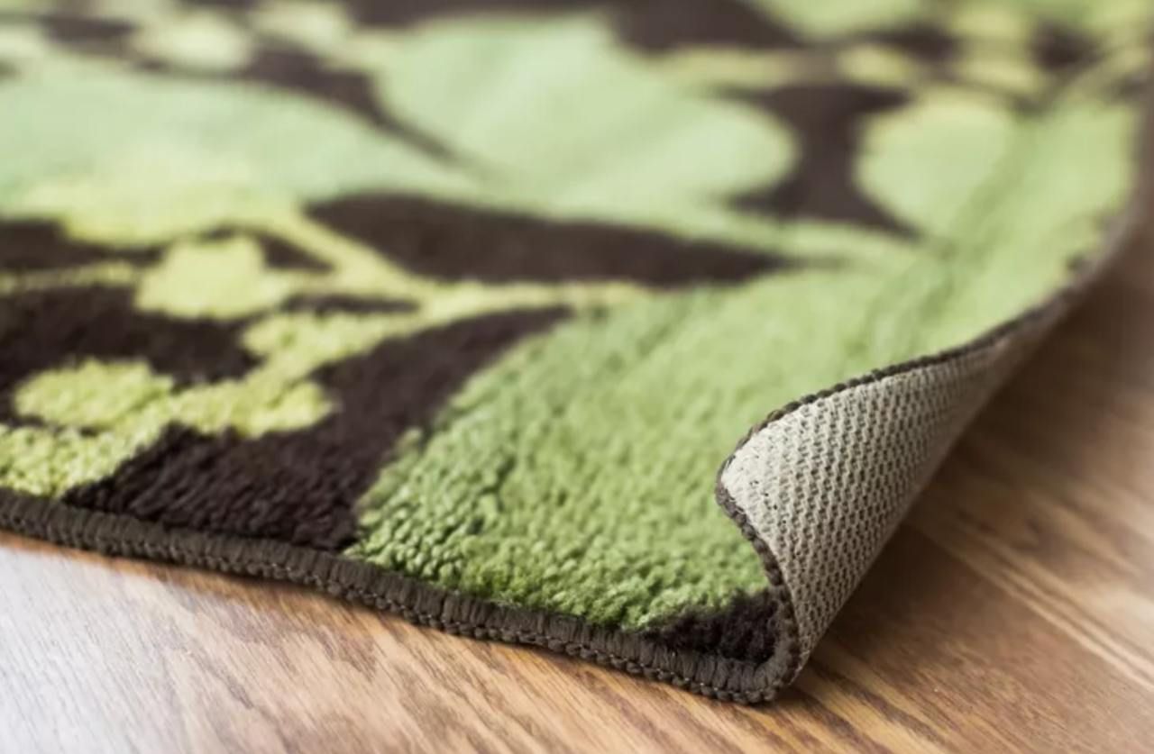 Способы, которые помогут разровнять "непослушный" ковер Способы, которые помогут разровнять "непослушный" ковер