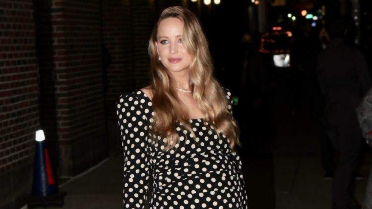 Дженніфер Лоуренс Дженніфер Лоуренс