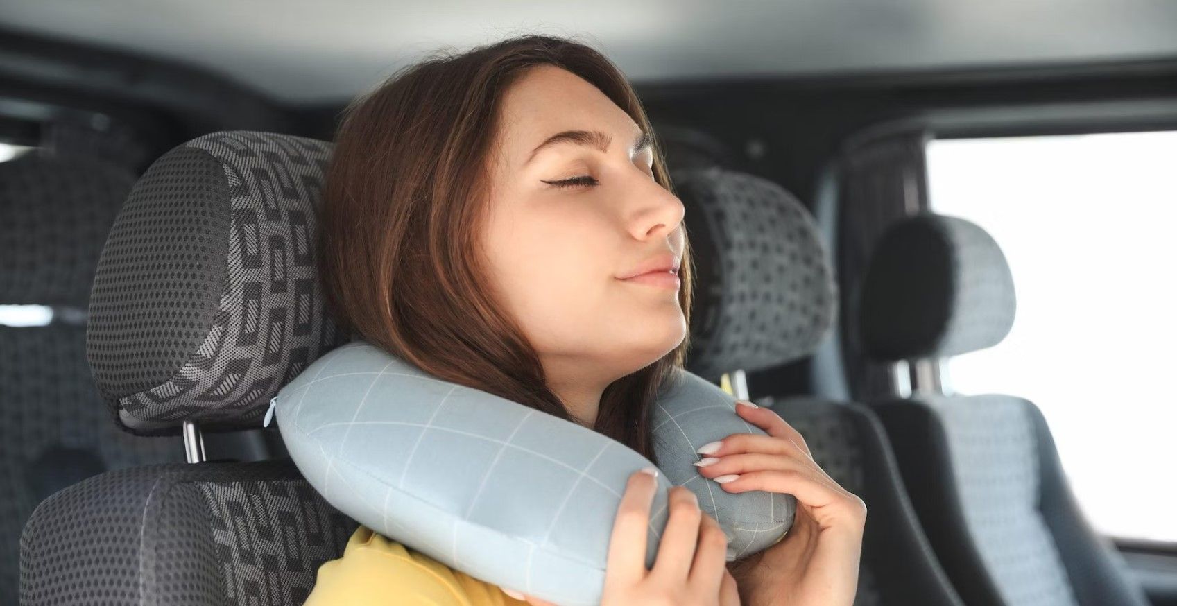 Як використовувати дорожню подушку Як використовувати дорожню подушку