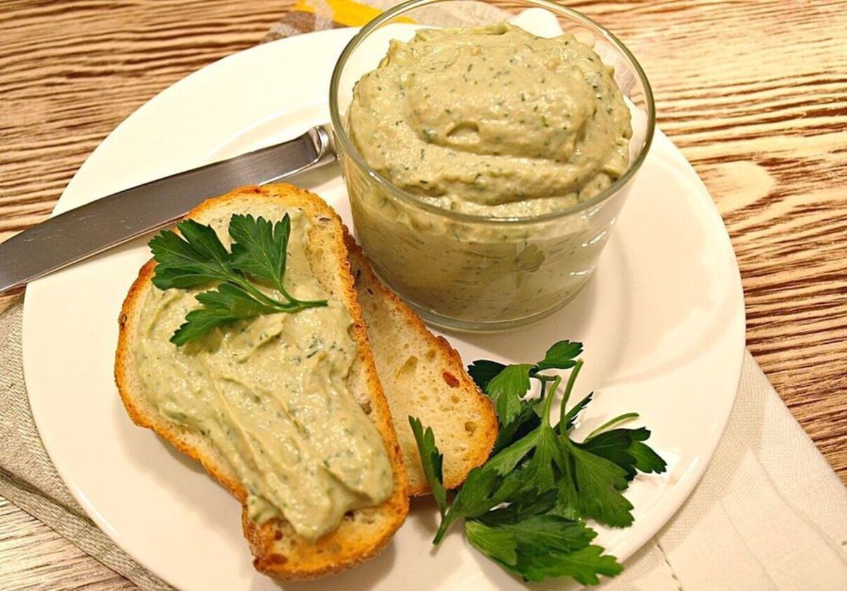 Готовим вкуснейший паштет из скумбрии Готовим вкуснейший паштет из скумбрии